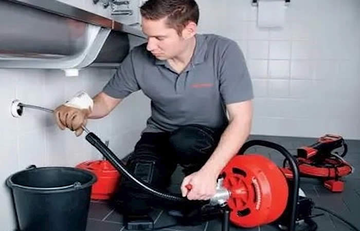 Menderes Mutfak Gideri Açma