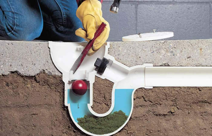 Urla Yağmur Gideri Açma